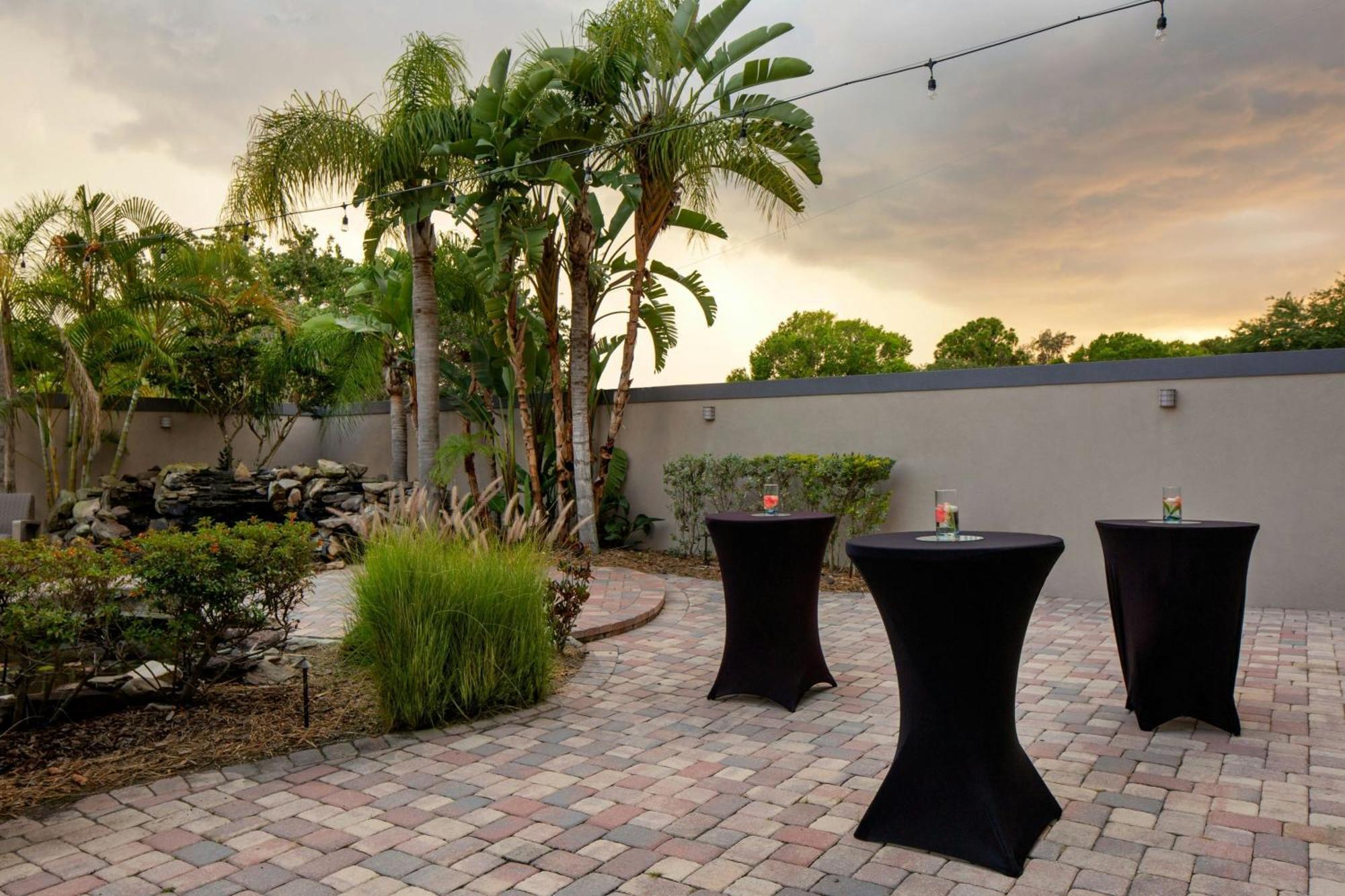 Courtyard Tampa Oldsmar Hotell Exteriör bild